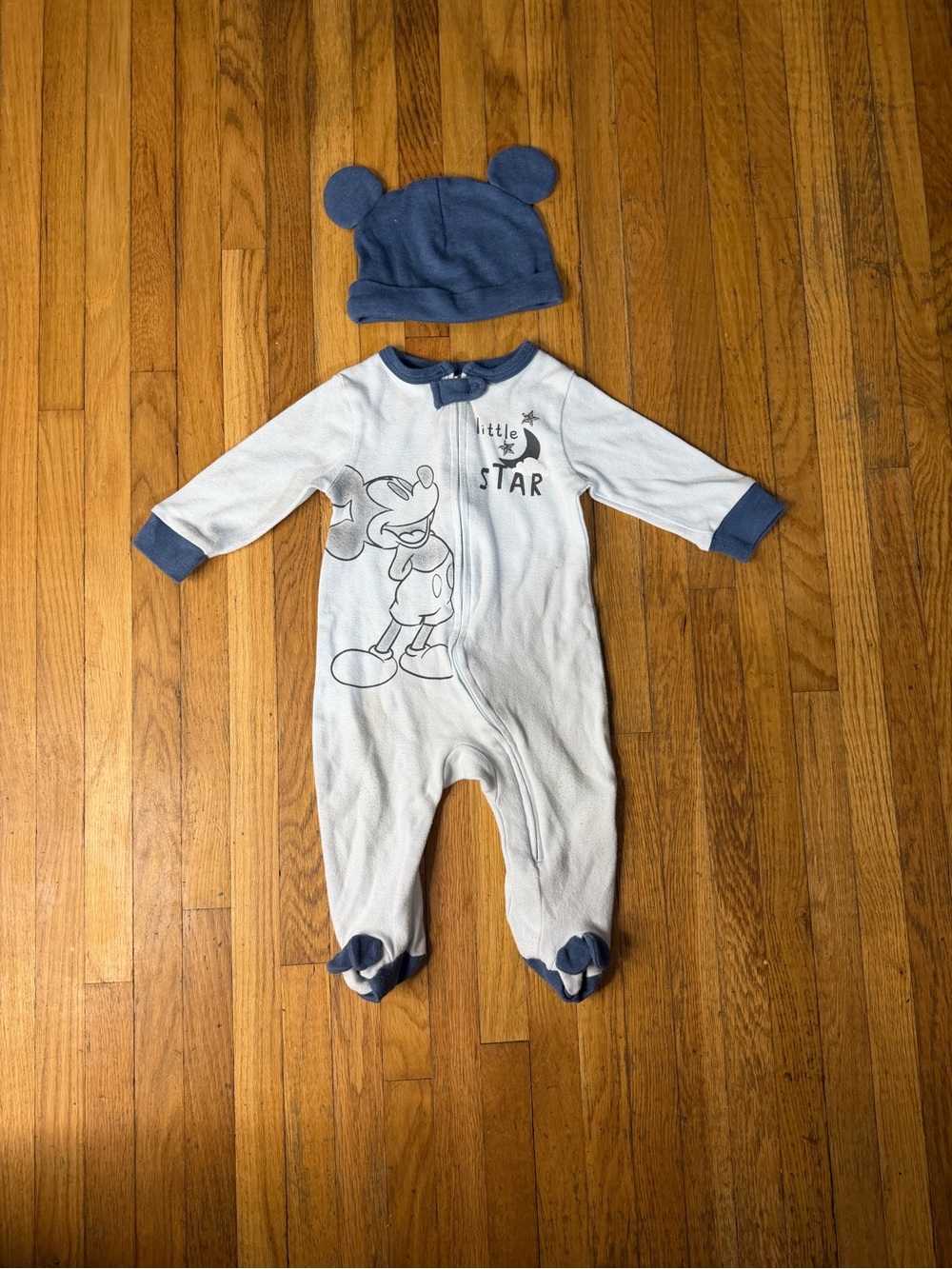Disney Baby 6M mickey mouse sleeper + hat set